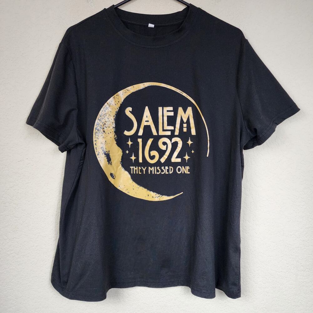 Salem 1692 They Missed One Witch Moon Phase Tee